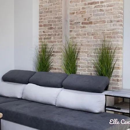 Elle Center By Rv - Center ヴァルナ